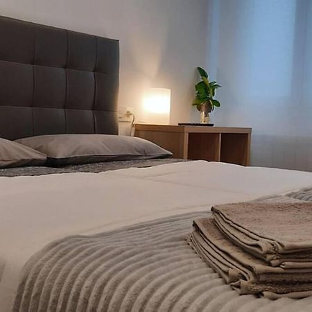 Apartamentos Milan 2 奥维耶多 外观 照片