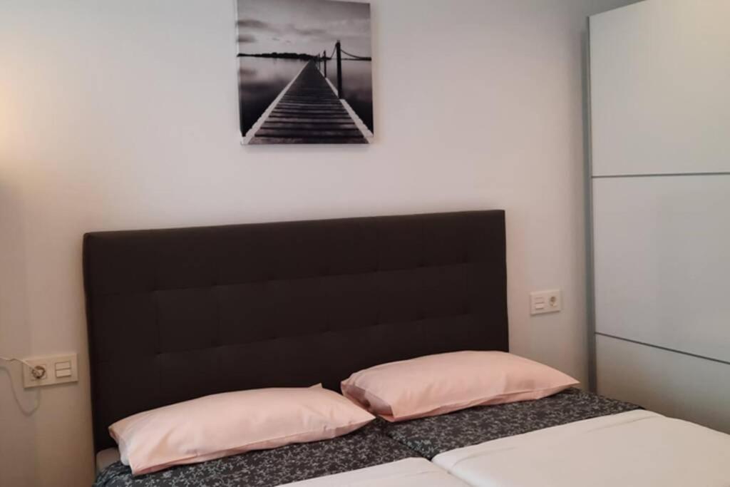 Apartamentos Milan 2 奥维耶多 外观 照片