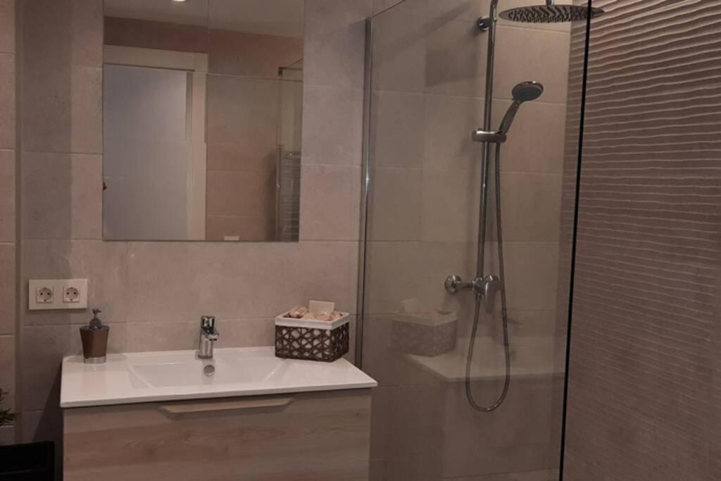 Apartamentos Milan 2 奥维耶多 外观 照片